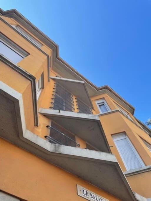 Appartement Centre Ville Saint-Raphael Exteriör bild